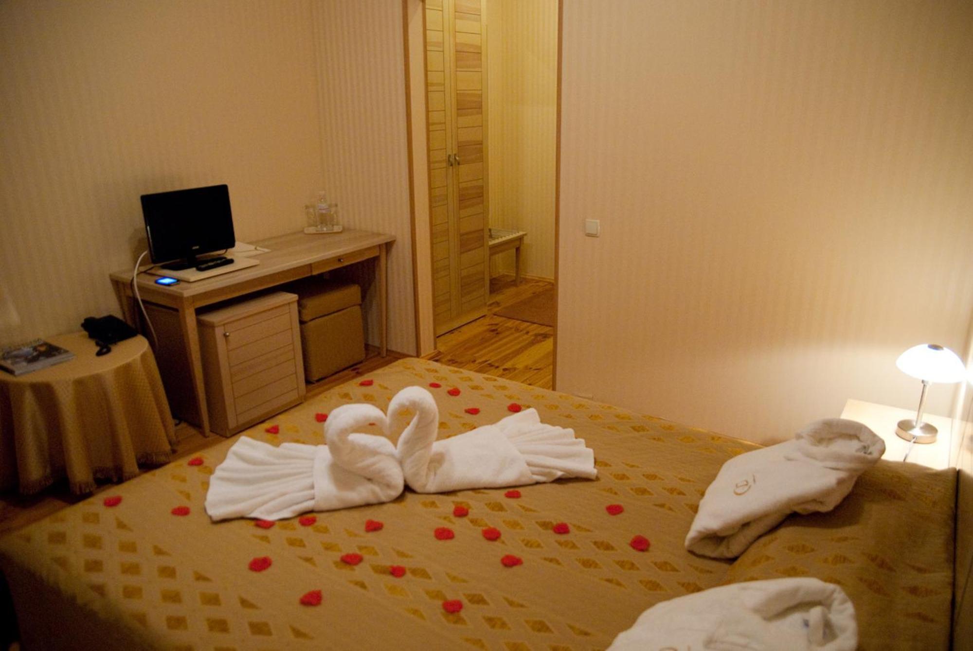 Seasons Spa Boutique Hotel Kozyn Luaran gambar