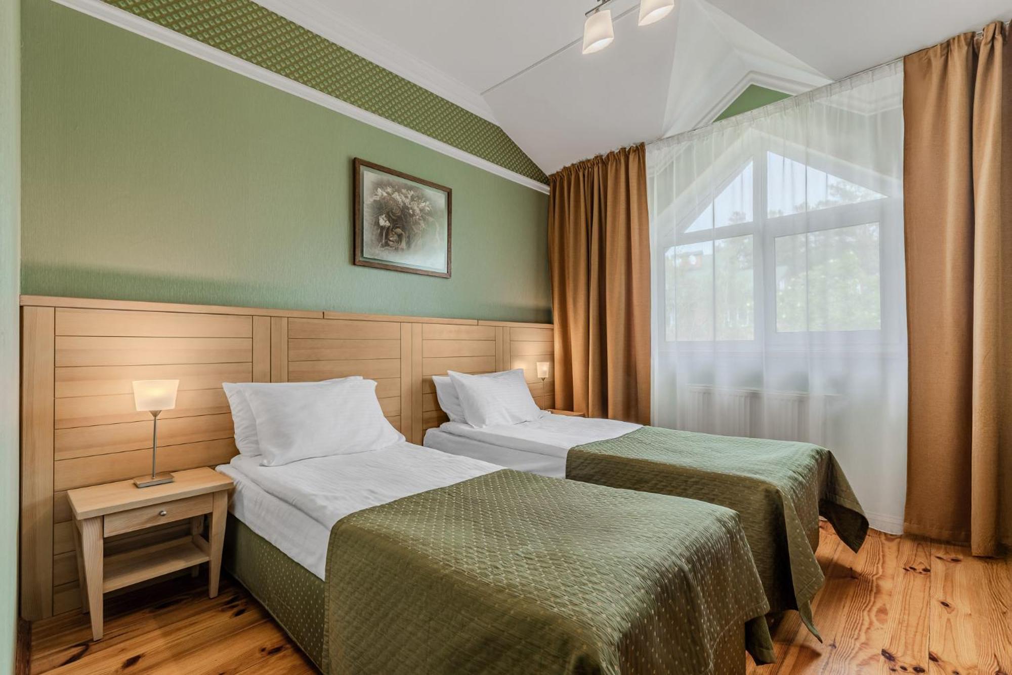 Seasons Spa Boutique Hotel Kozyn Bilik gambar