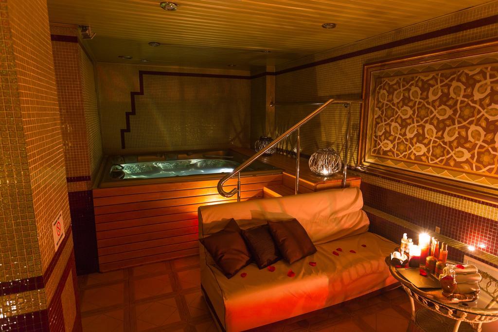 Seasons Spa Boutique Hotel Kozyn Luaran gambar