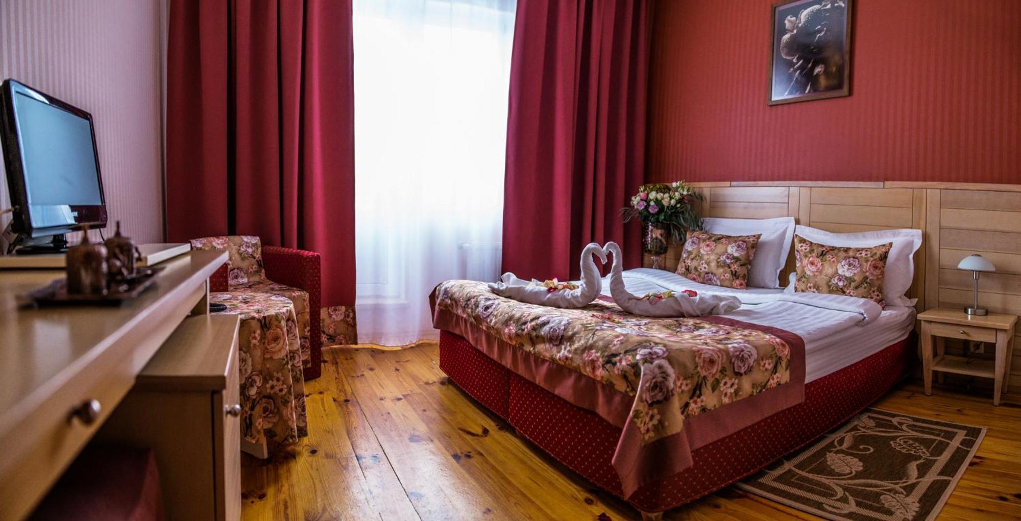 Seasons Spa Boutique Hotel Kozyn Luaran gambar
